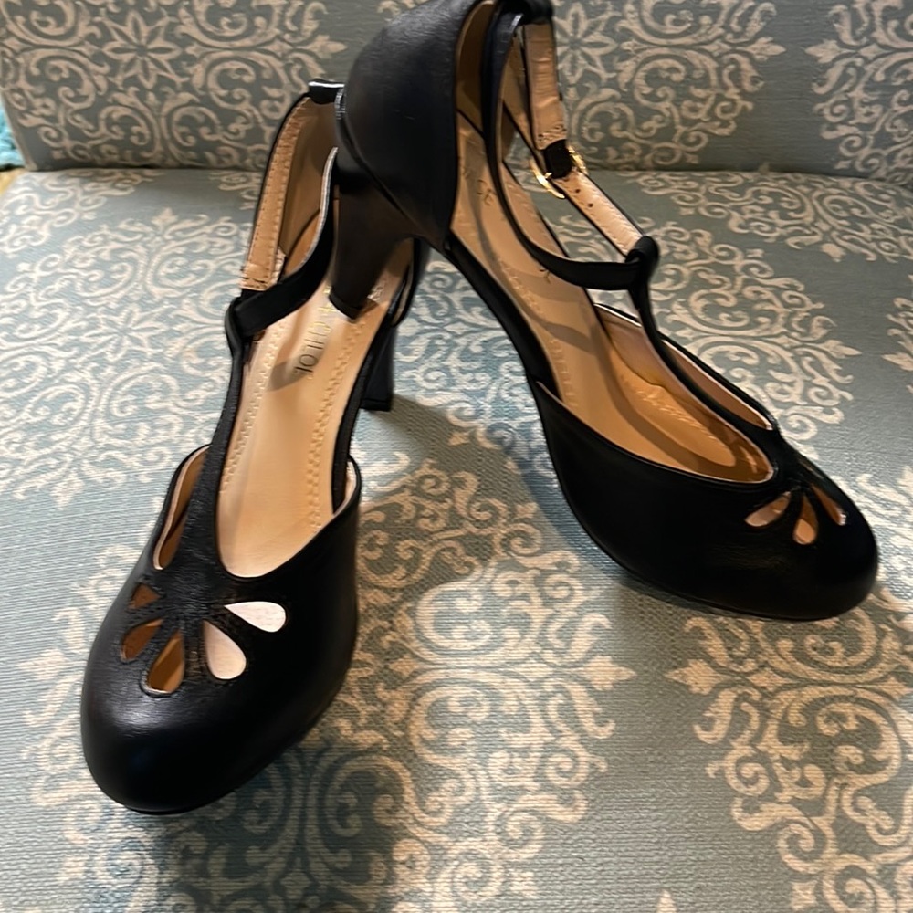 Brand new black closed toe heels